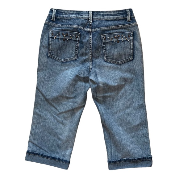 Vintage Roadrunner medium wash size 8 made in Canada capri rolled jean shorts - Picture 3 of 8